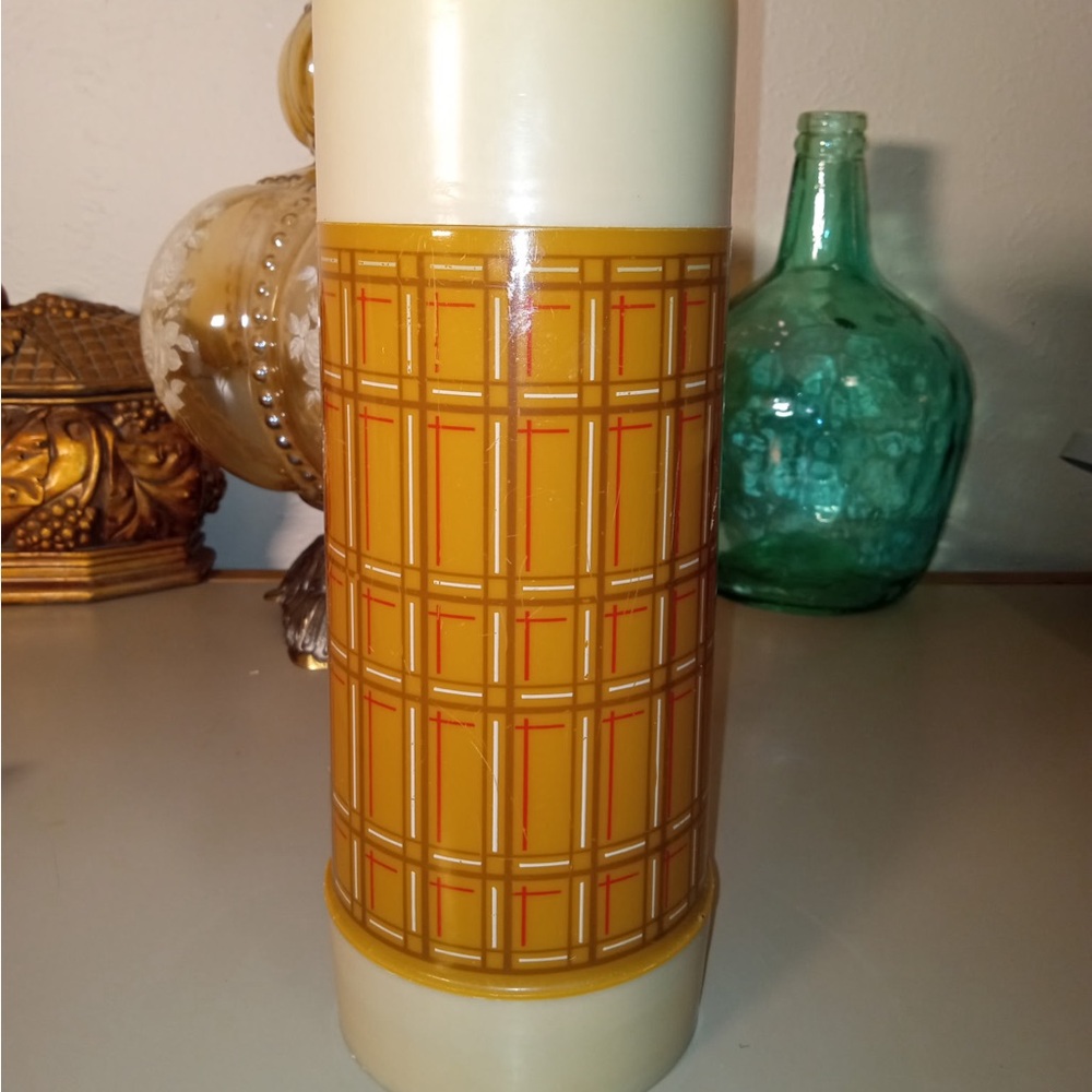 vintage Aladdin's Best Buy Thermos Bottle 11 Inches Tall  Plaid 1970’s